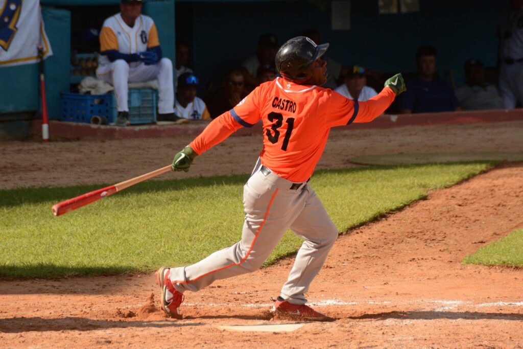 Dánel Castro es el nuevo hombre jit del béisbol cubano (+Fotos y Video)