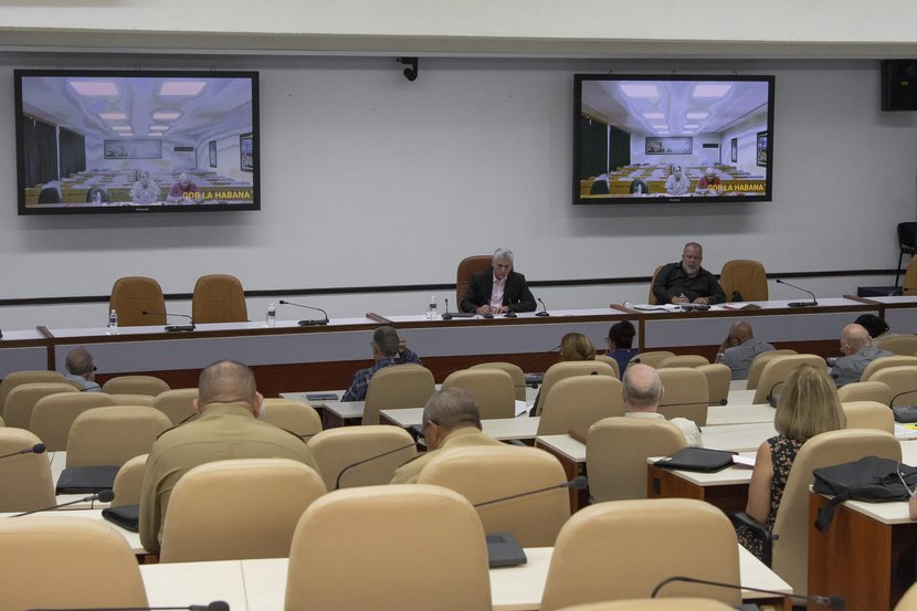 Presidente cubano chequea avance de la recuperación en Occidente