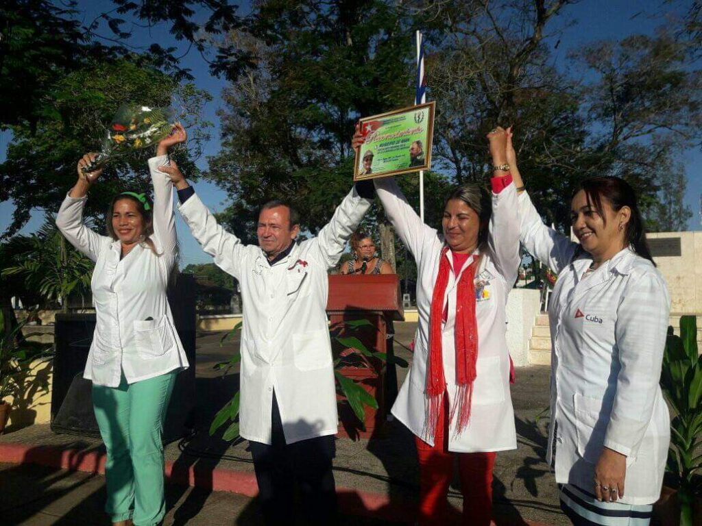 Celebran en Granma acto provincial por el día de la Medicina Latinoamericana