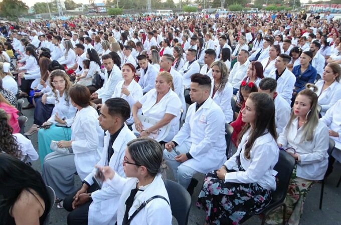 Dispondrá sistema de salud de pública de Granma de nuevos profesionales