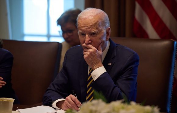 Biden declara el estado de emergencia en Nueva York ante los efectos de la tormenta Elliot