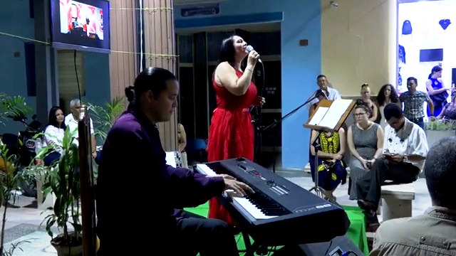 Ofrecen artistas manzanilleros concierto musical en pos de la reanimación de la ciudad