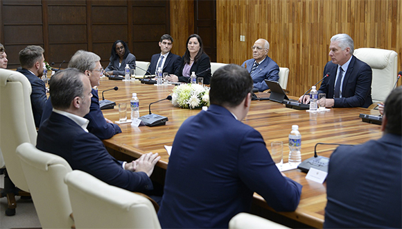 Presidente cubano recibió a delegación empresarial de Rusia