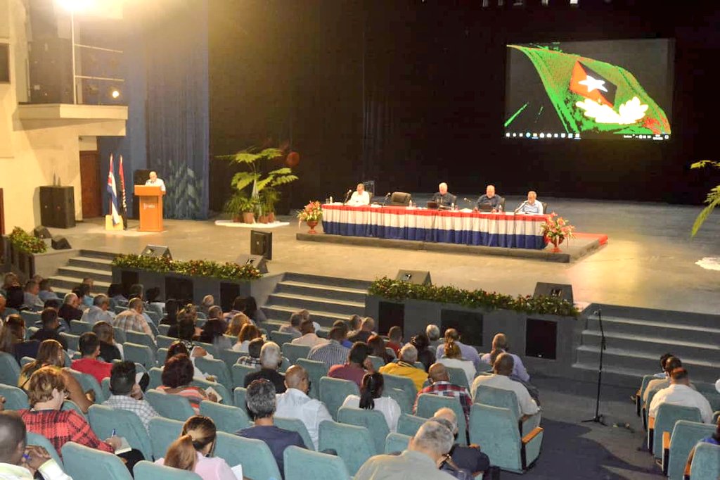 Díaz-Canel en Santiago de Cuba al frente de visita gubernamental
