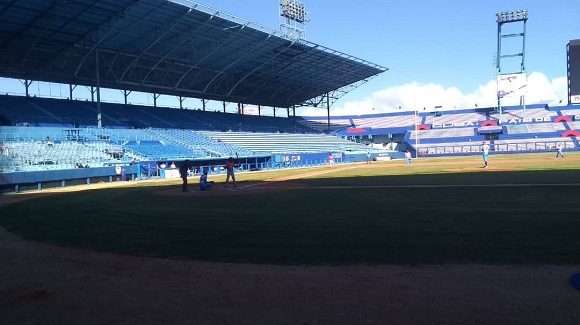 Equipo Cuba y Agricultores toparán en dos partidos preparatorios en el Latinoamericano
