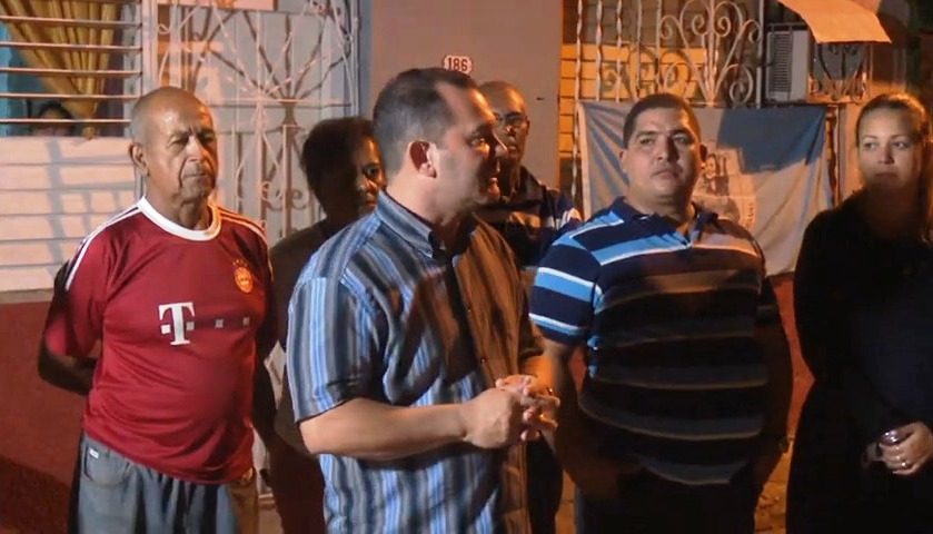Continúan candidatos a diputados al parlamento cubano recorridos por centros laborales y estudiantiles