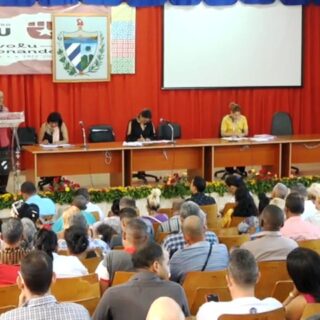 Delegados a la Asamblea del Poder Popular en Manzanillo instan a incrementar producción alimentaria