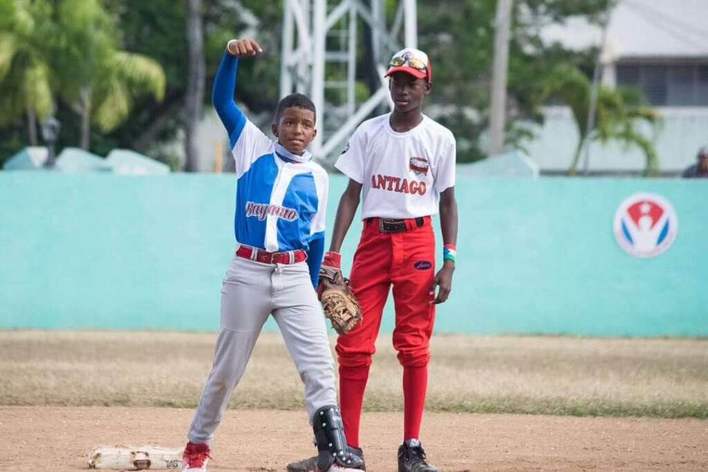 Bayamo y Santiago igualan las acciones en el Campeonato Nacional de las Pequeñas Ligas