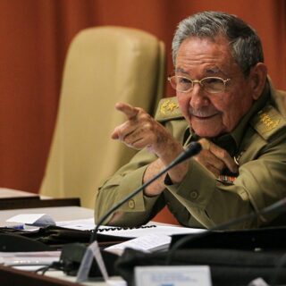 Raúl Castro nominado candidato a diputado en elecciones en Cuba