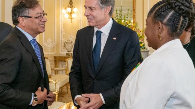 Quiten a Cuba de lista de patrocinadores de terrorismo, piden en EEUU