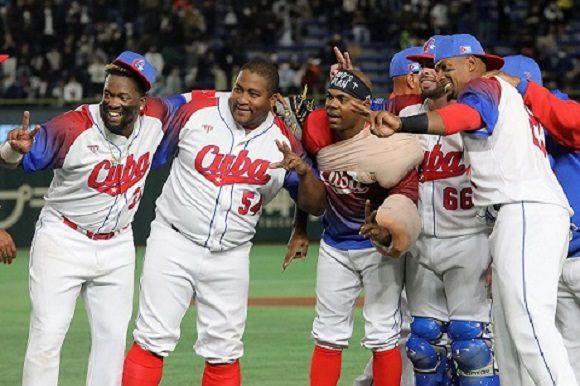Pueblo cubano recibirá al equipo Cuba que participó en Clásico Mundial de Béisbol