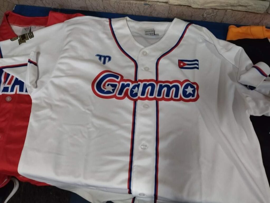 Dan a conocer equipo de Béisbol de Granma que participará en la Serie 62