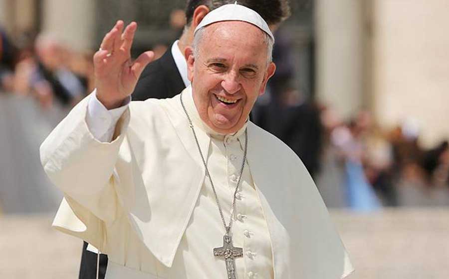 Papa Francisco pide paz como regalo al cumplir 10 años de pontificado