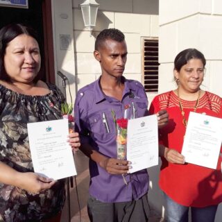 Reciben credenciales diputados elegidos para X Legislatura de la Asamblea Nacional