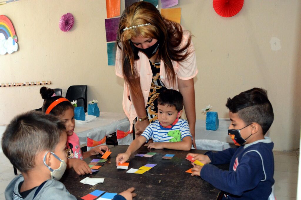 Centros educativos de Granma, espacios para el crecimiento pleno de los niños y las niñas