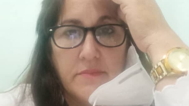 Médica internacionalista presente en el tradicional desfile por el Primero de Mayo