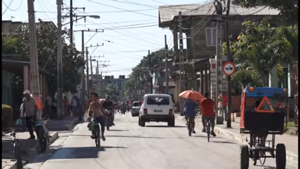 Se mantiene informado el pueblo granmense ante temporada ciclónica