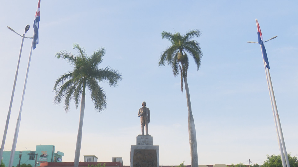 Rinden homenaje en Granma al Padre de todos los cubanos