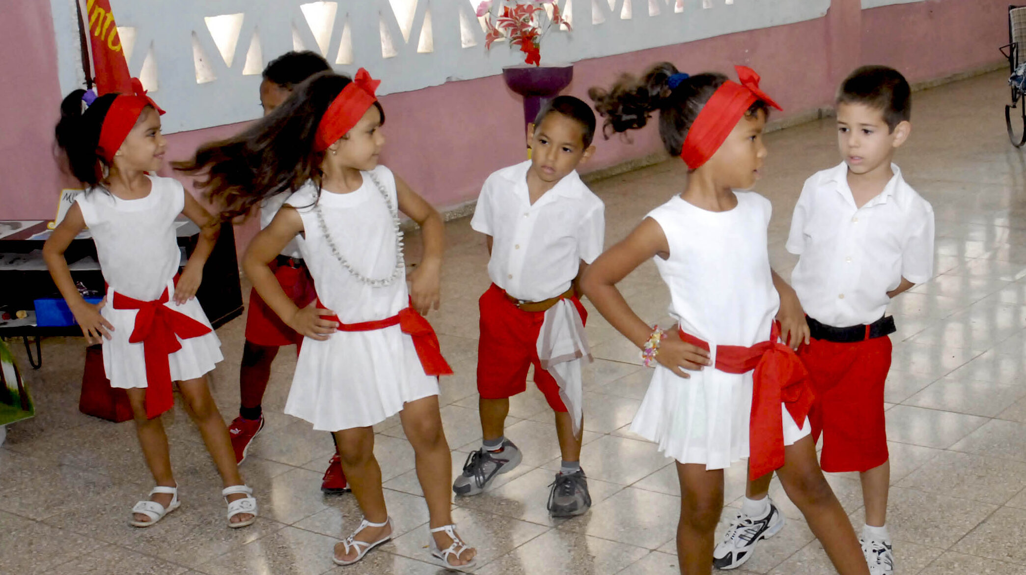 Celebran en Granma Día Internacional de la Infancia