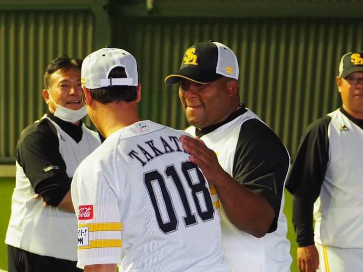 El Alazán de Granma Alfredo Despaigne en Liga Japonesa de Béisbol