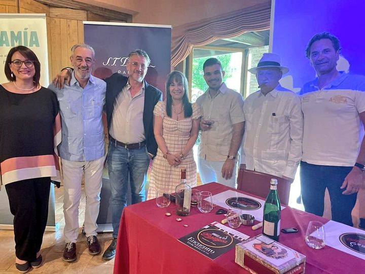 Finalizó en Italia festival del tabaco cubano Amigos de Partagás