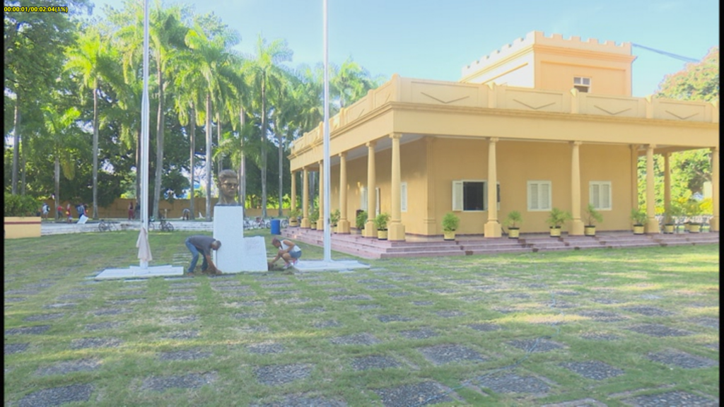 Trabajo comunitario en el Parque Museo Ñico López