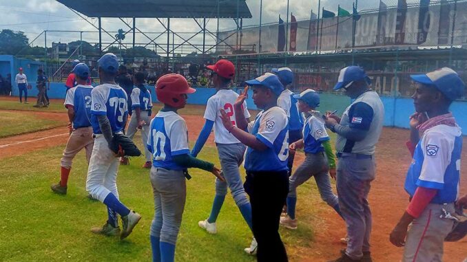 Pequeños Alazanes triunfan en la capital