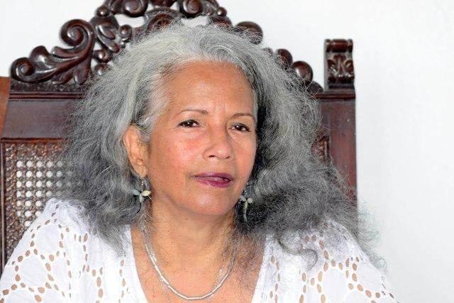 La novia de Bayamo y su amor por la poesía