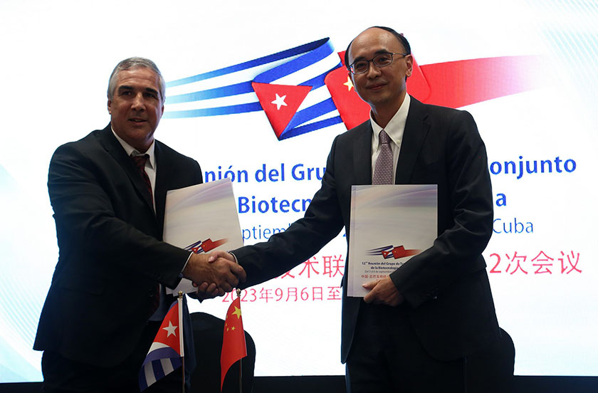Suscriben Cuba y China acuerdos de cooperación biotecnológica