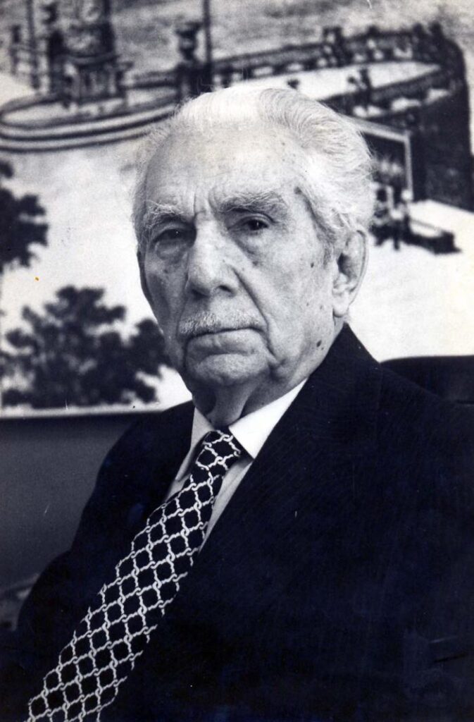 Los tiempos infinitos de Juan Marinello