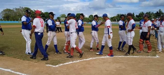 Campechuela se acerca al título de la pelota granmense