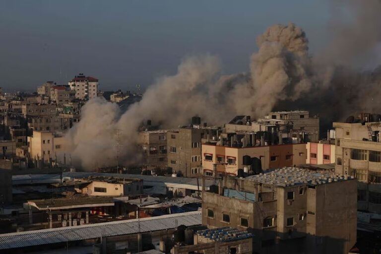 Más de 60 muertos por reinicio de bombardeos israelíes a Gaza