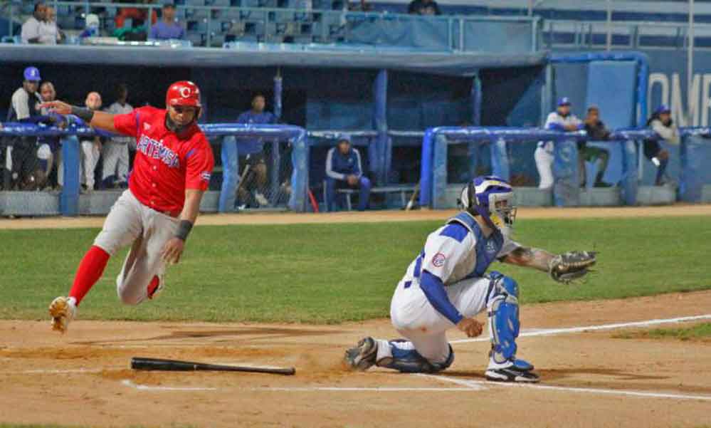 Industriales y Artemisa listos para semifinal de Liga invernal cubana