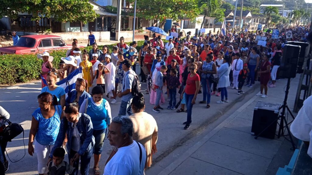 Sentido homenaje al Héroe Nacional de Cuba en el municipio de Media Luna (+ audio)