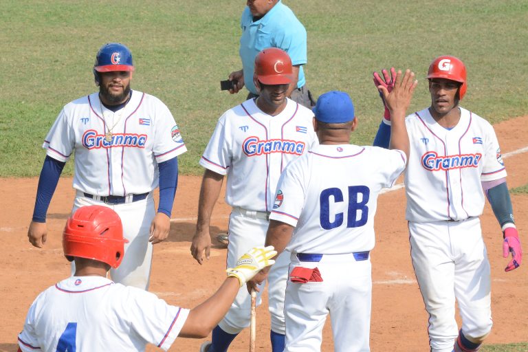 Toros bajan a Granma al quinto puesto