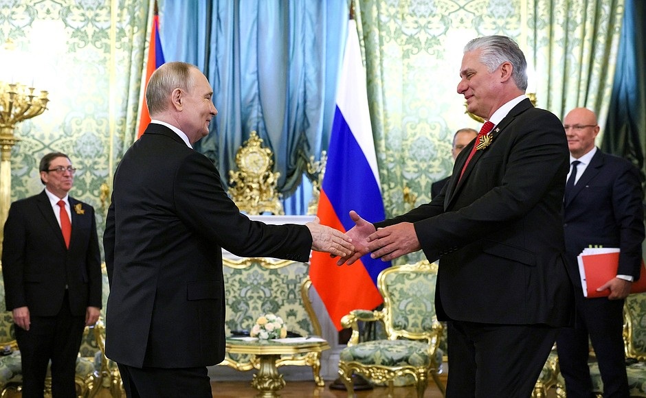 Visitar Rusia constituye momento de aprendizaje, asegura Díaz-Canel (+Fotos)