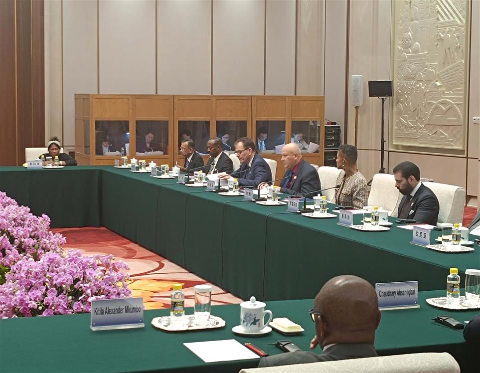 Cuba aboga por orden mundial inclusivo y aplaude esfuerzos de China