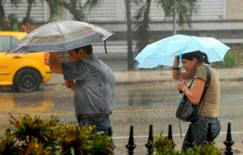 Cuba activa planes de prevención de riesgos por persistentes lluvias