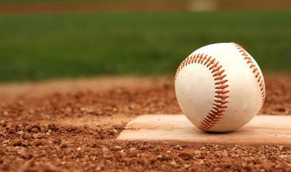 Equipo femenino de béisbol discute hoy su clasificación