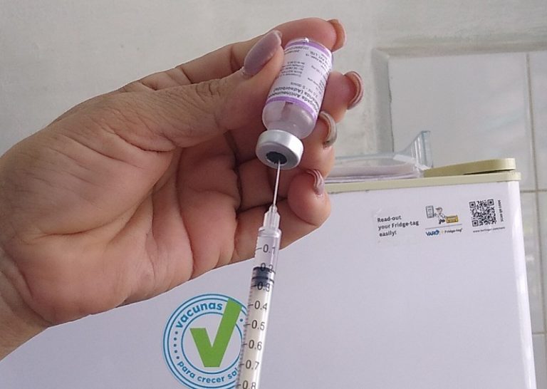 Aplican en Granma de manera satisfactoria vacuna Pneumosil