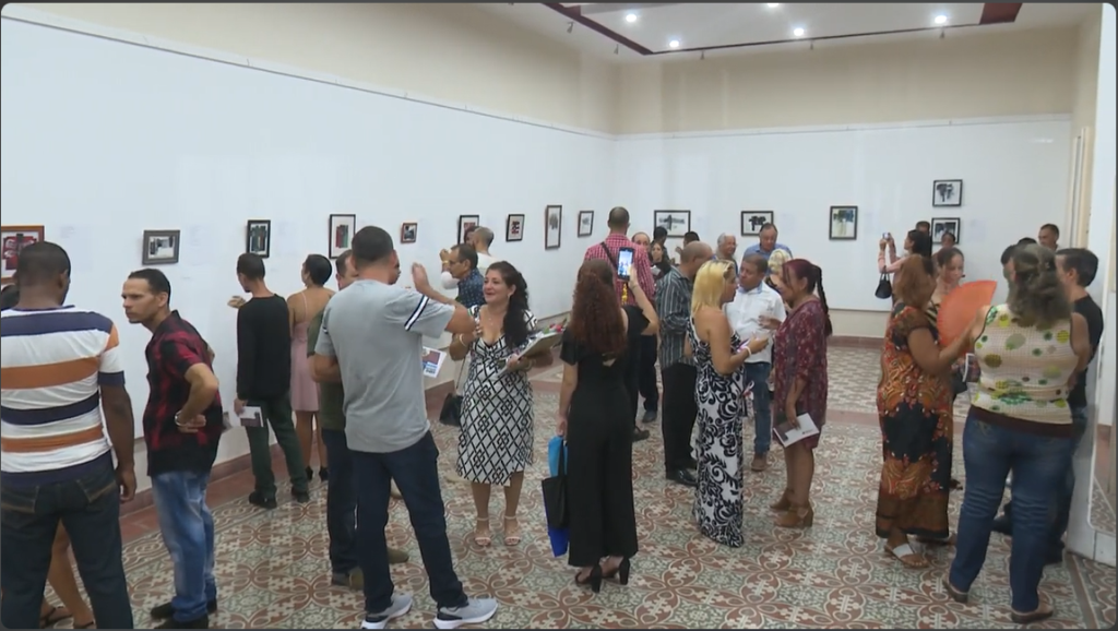 Exhiben novedosas propuestas pictóricas en Fiesta de la Cubanía.