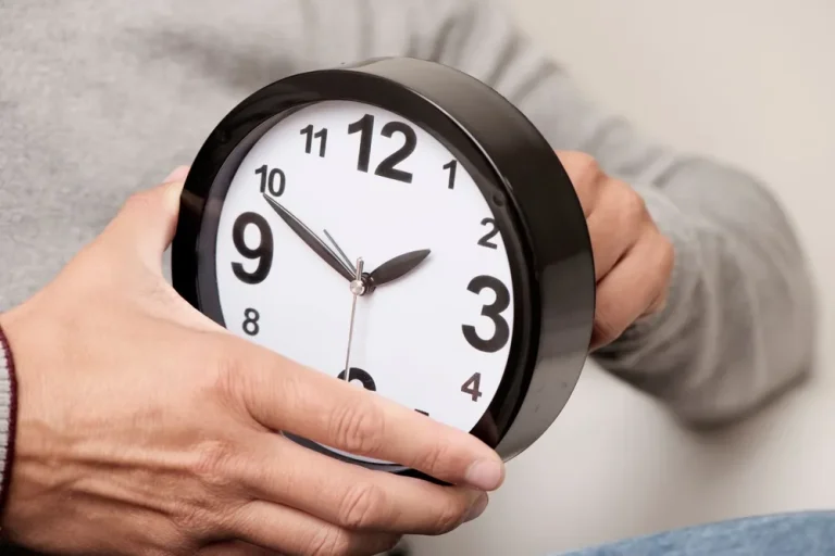 Cuba retrasará una hora sus relojes este domingo para iniciar el horario de invierno