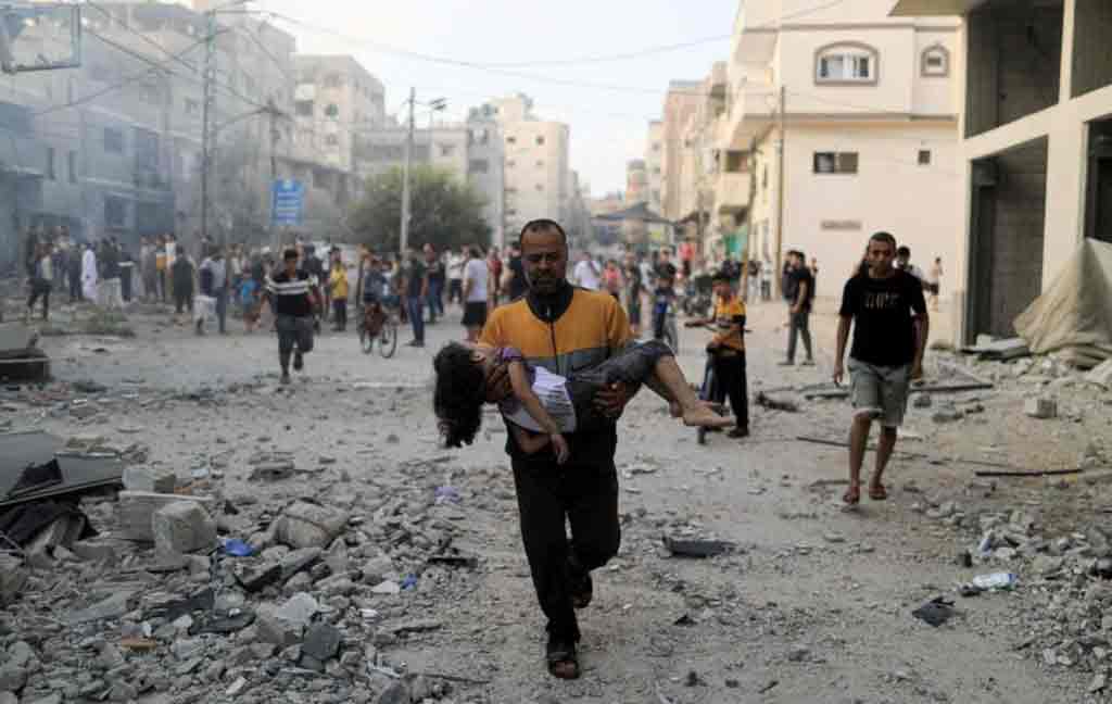 Gaza pide ayuda por llegada del invierno, en medio de agresión