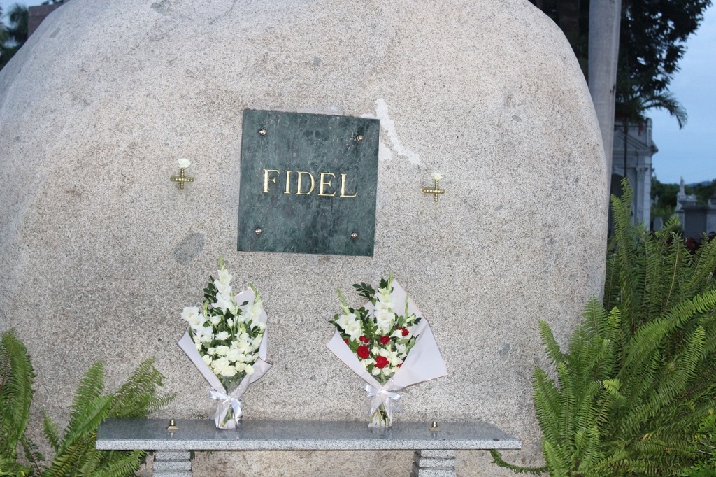 Cuba rinde homenaje a Fidel en octavo aniversario de su muerte (+Fotos)