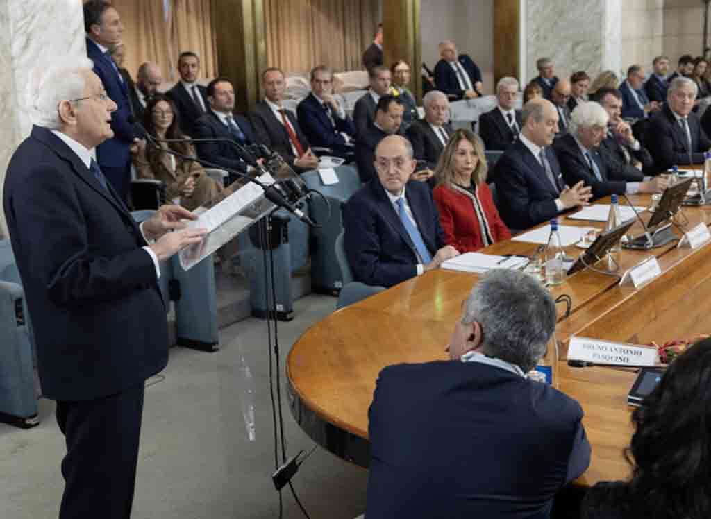 Presidente italiano resalta el camino diplomático para la paz mundial