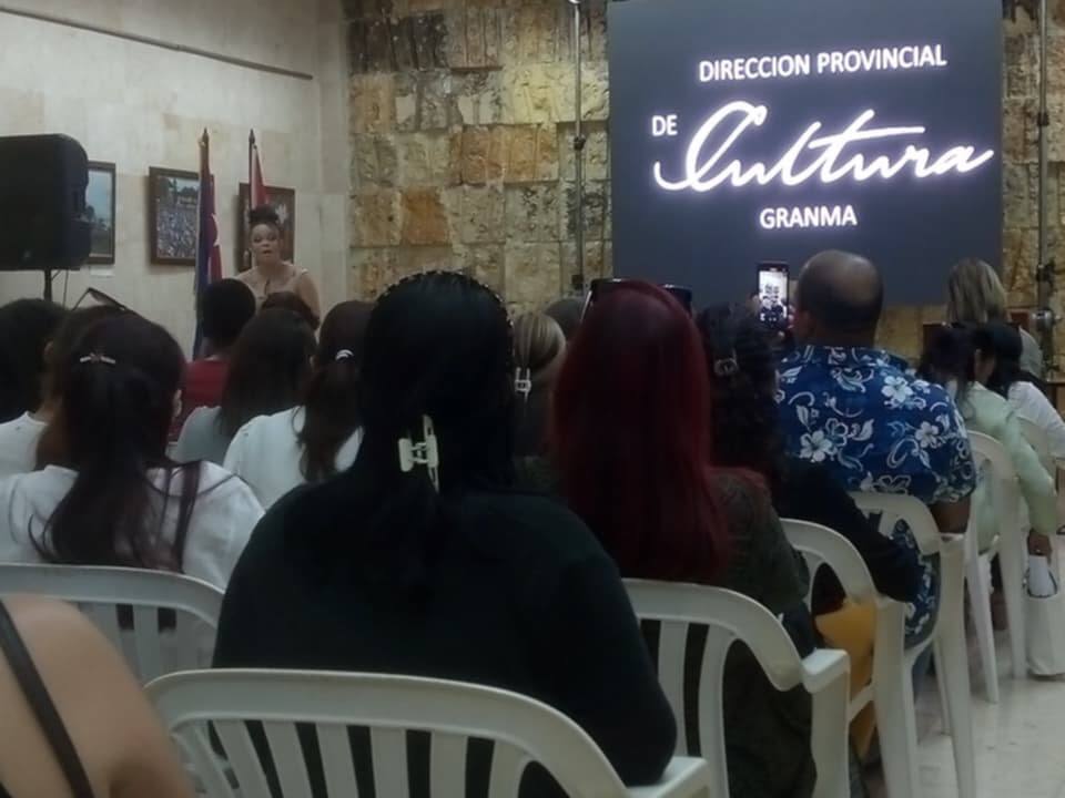 Realizan en Granma asamblea de balance cultural.