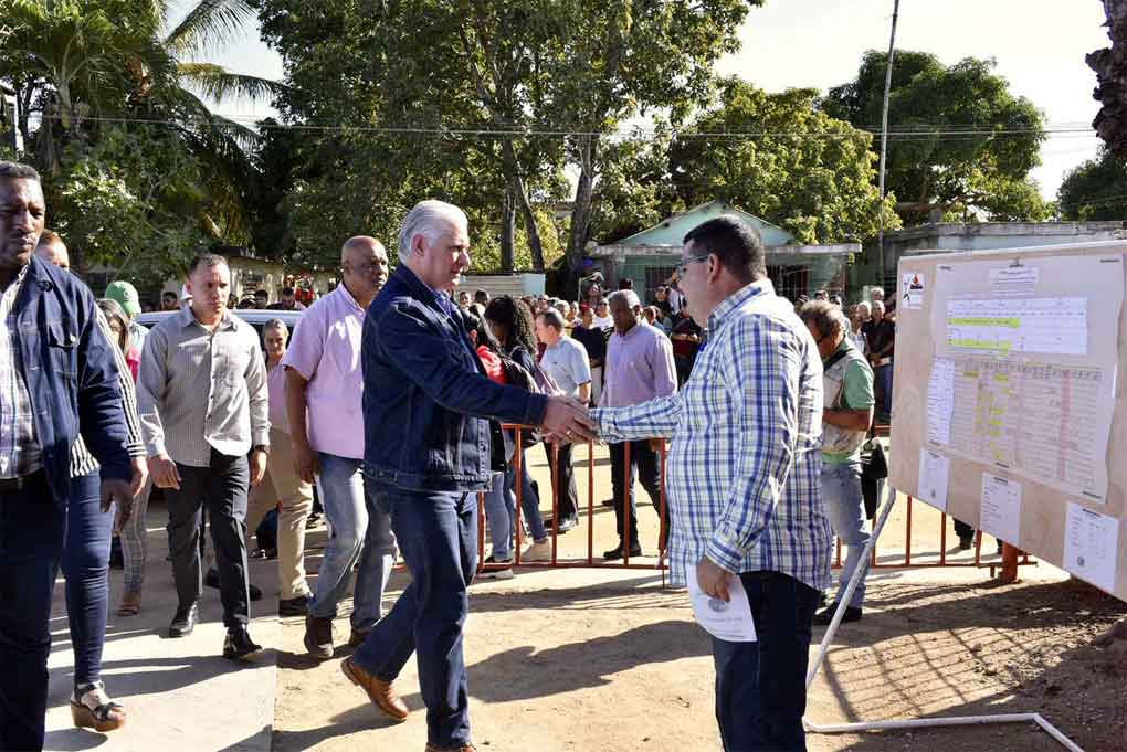 Chequea Díaz-Canel proyectos en provincia oriental de Cuba