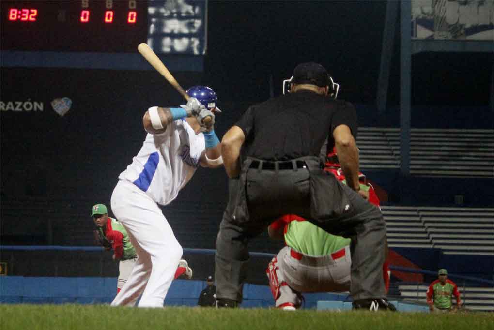 Equipos se alistan para la III Liga Élite del Béisbol Cubano