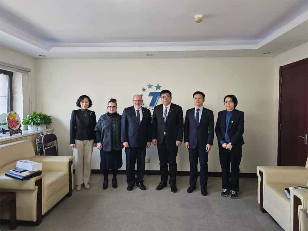 Representantes de Cuba y China dialogan sobre cooperación en turismo (+Foto)