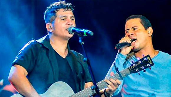 Público tico cantó por sexta vez los discos de Buena Fe
